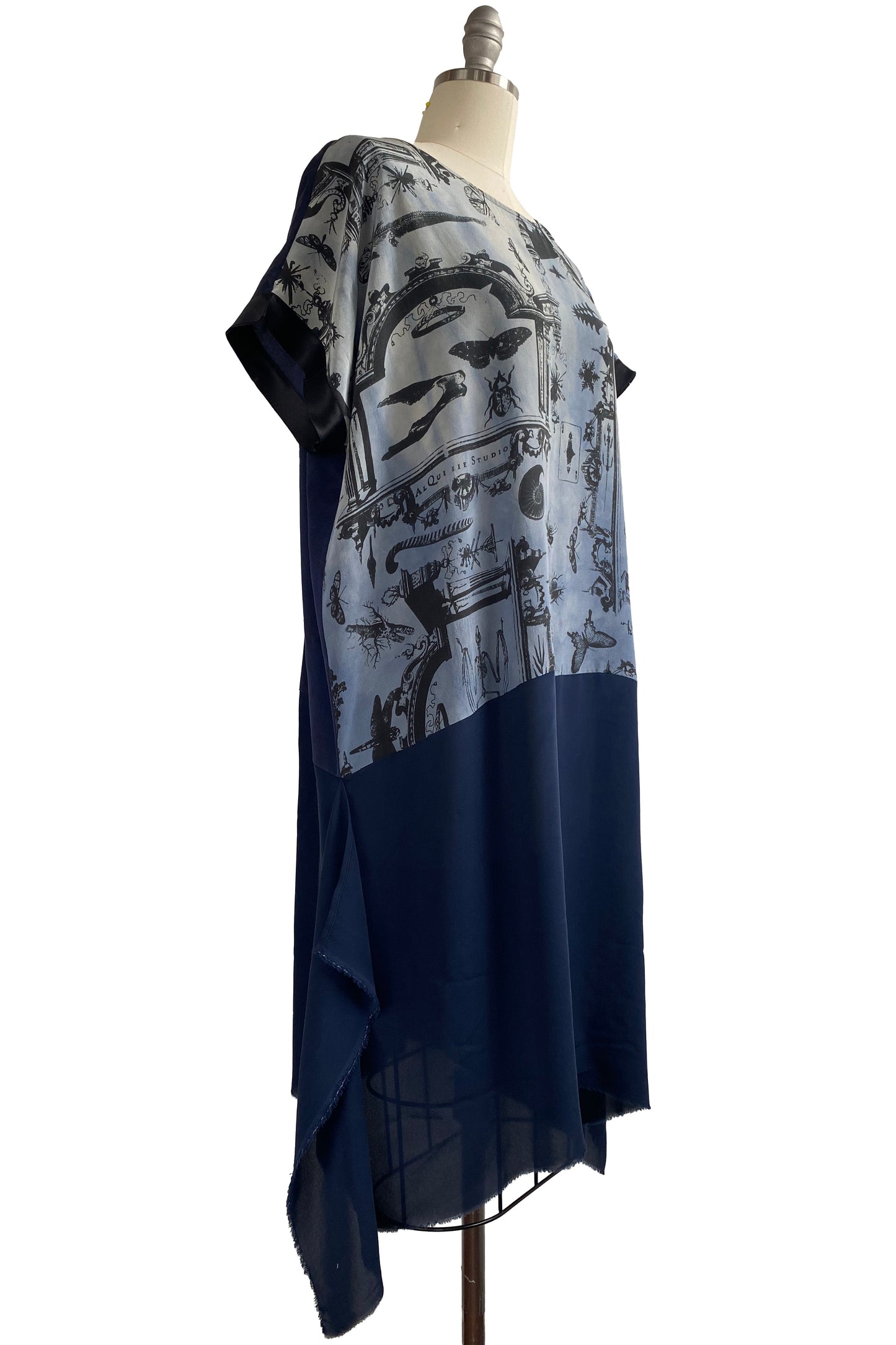 Essa Dress w/ Cabinet of Curiosities Print - Navy &  Indigo - Medium