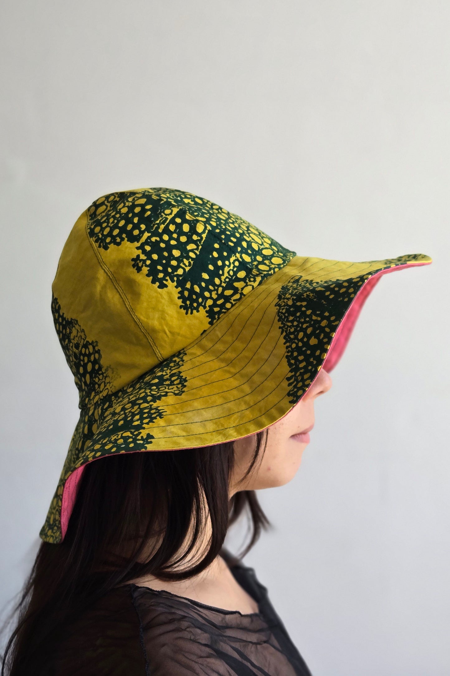 Amalfi Wide Brim Hat | Big Leaf Print - Yellow & Green