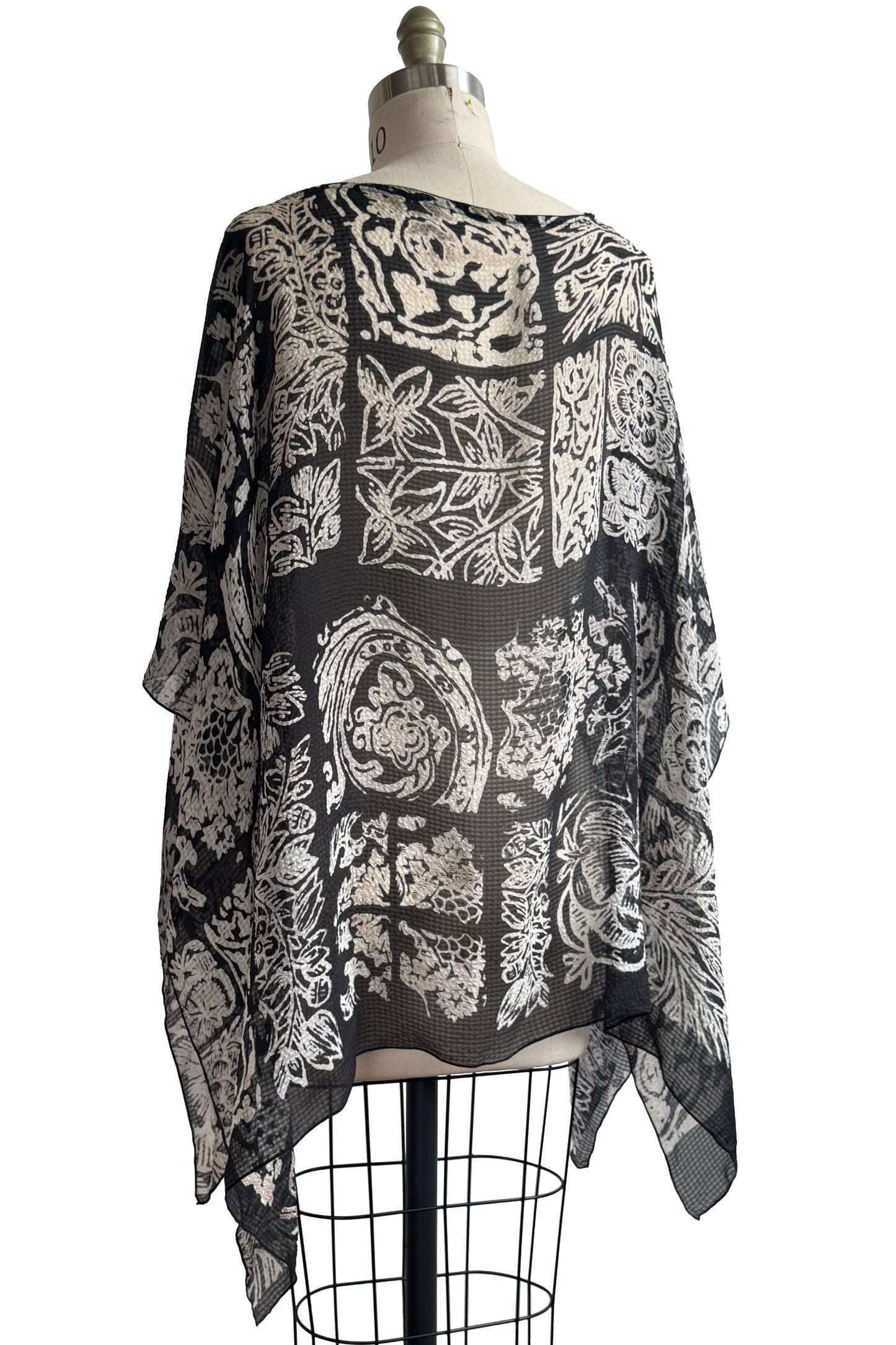 Button Drape | Seersucker Silk | Tile Print | Black & Natural