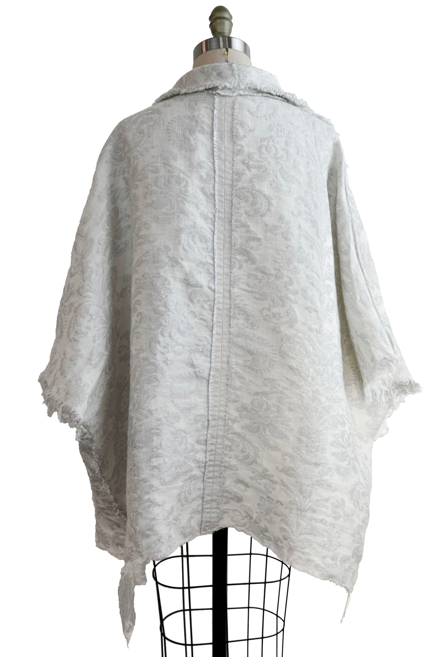 KB x Alquimie Studio Wolf Cape in Jacquard - White
