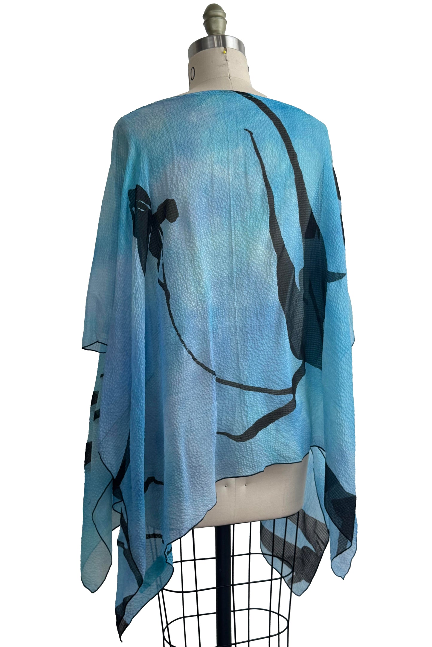 Button Drape Tulip Print - Seersucker Silk - Light Blue