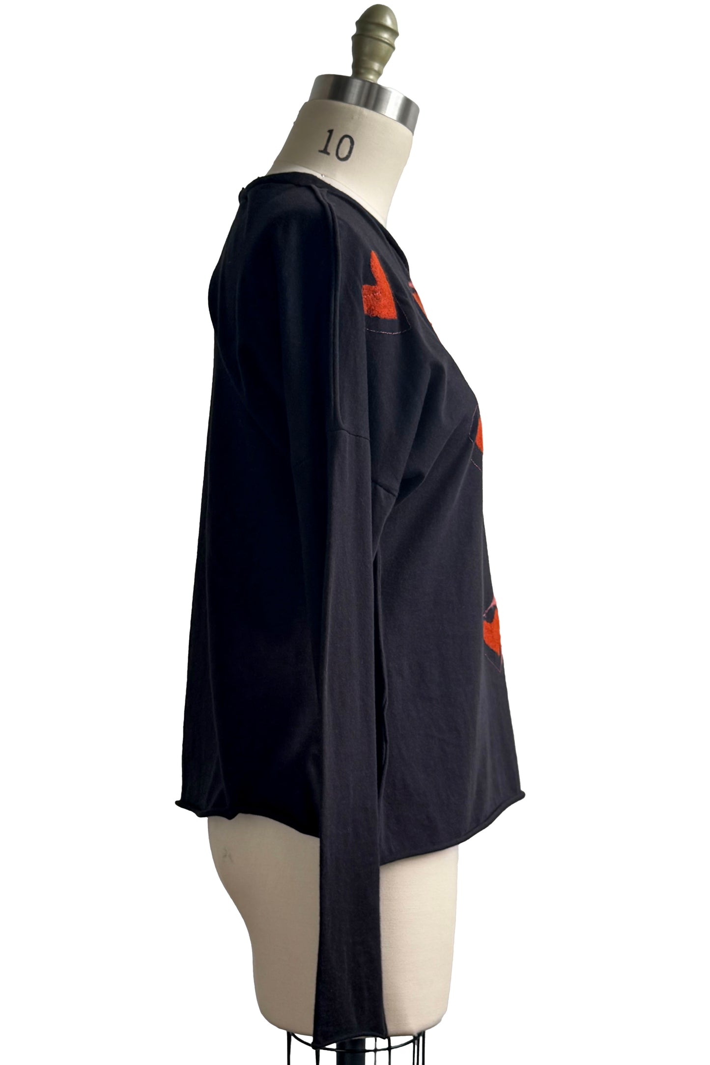 Jen Top Long Sleeve w/ Wool Applique - Hearts - Black & Red - Small Long