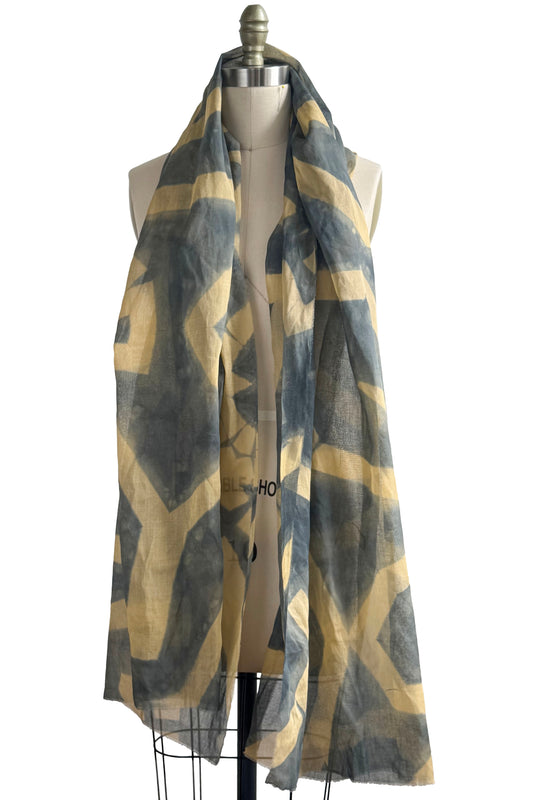 Shawl in Cotton w/ Itajime Dye - Blue & Natural