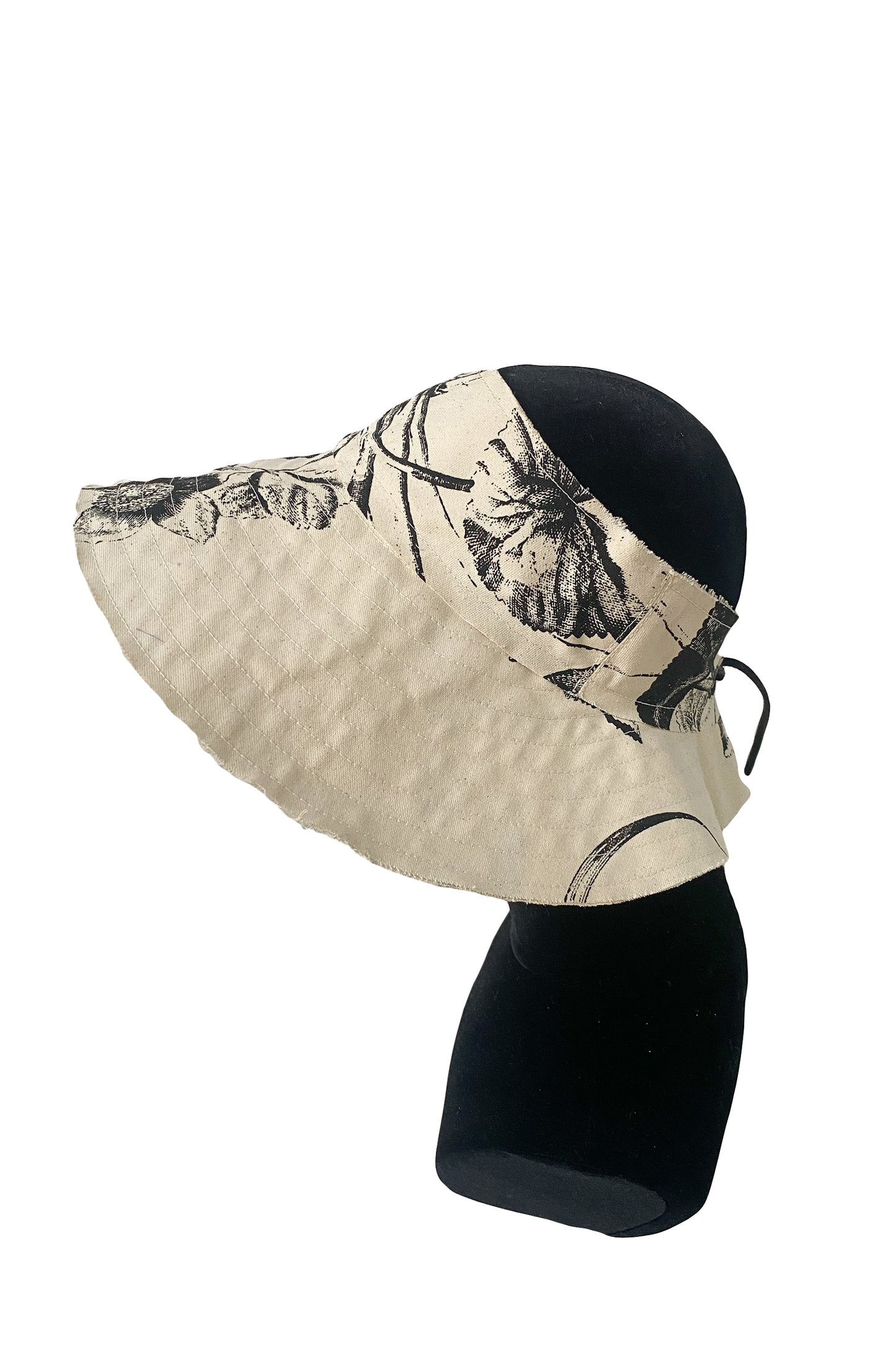 Rimini Visor in Cotton w/ Marsh Garden Print - Natural & Black