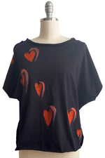 Load image into Gallery viewer, Jen Top w/ Wool Applique - Hearts - Black &amp; Red - Small Long
