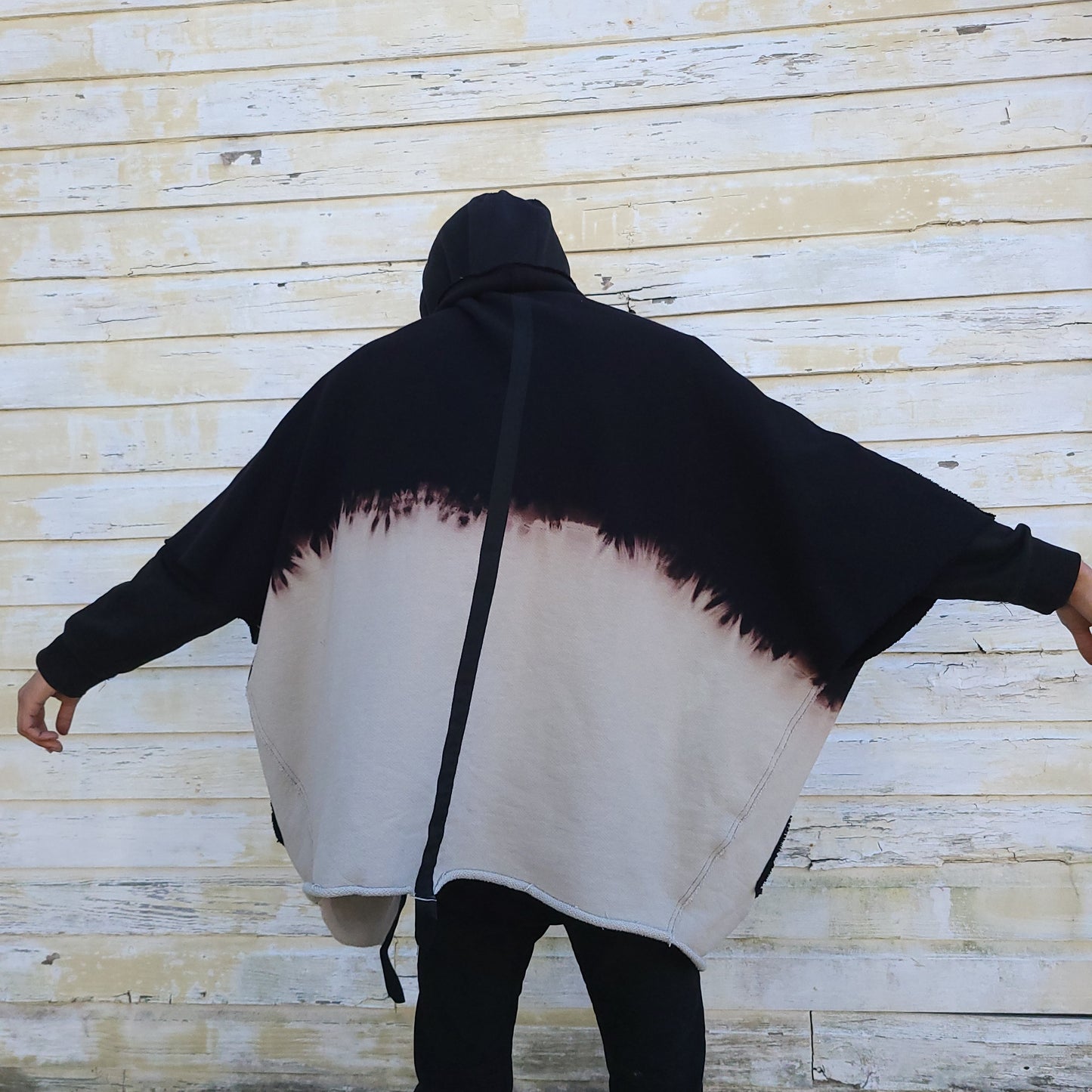 KB x Alquimie Studio Wolf Cape in French Terry - Solid Black