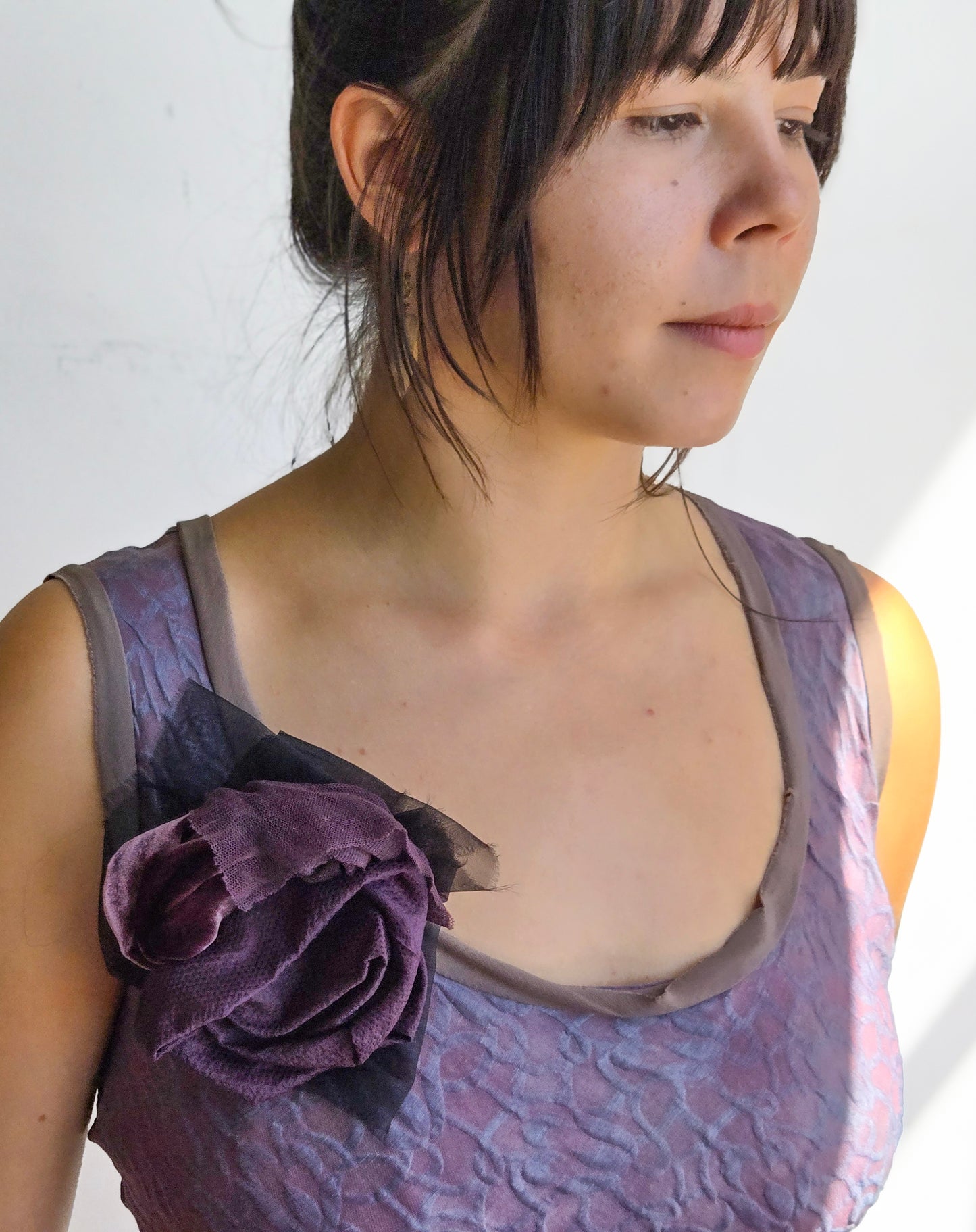 Magnetic Flower Bud Brooch - Silk - White