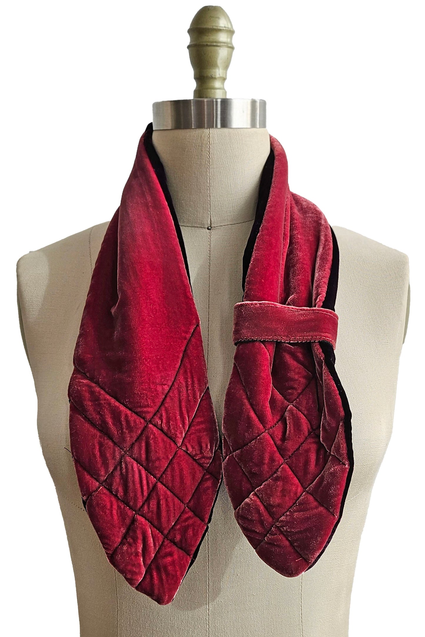 Velvet Pull-Thru Neck Scarf - Scarlet & Eggplant