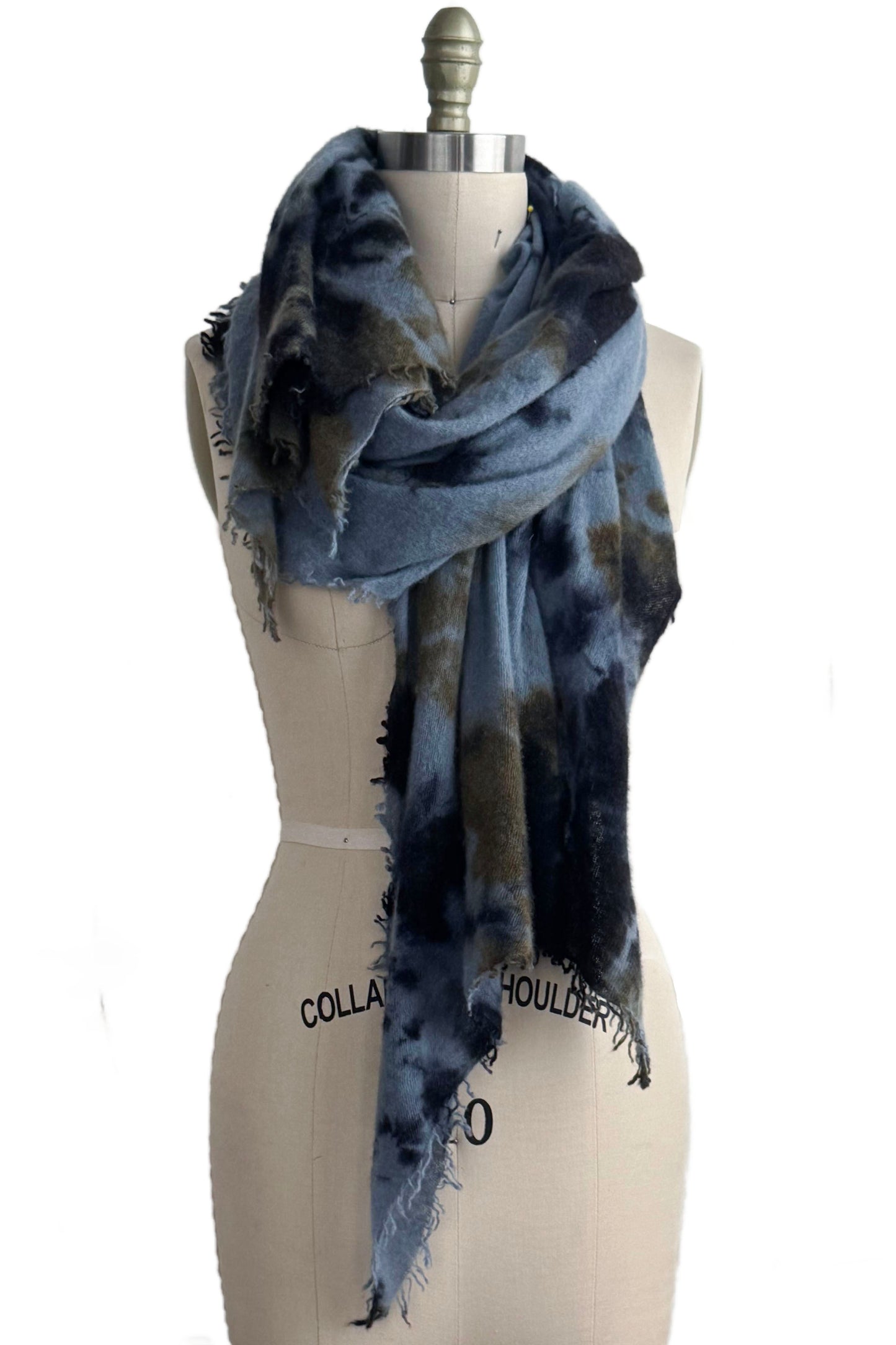 Shawl | Cashmere | Crunch Dyed | Blue & Grey