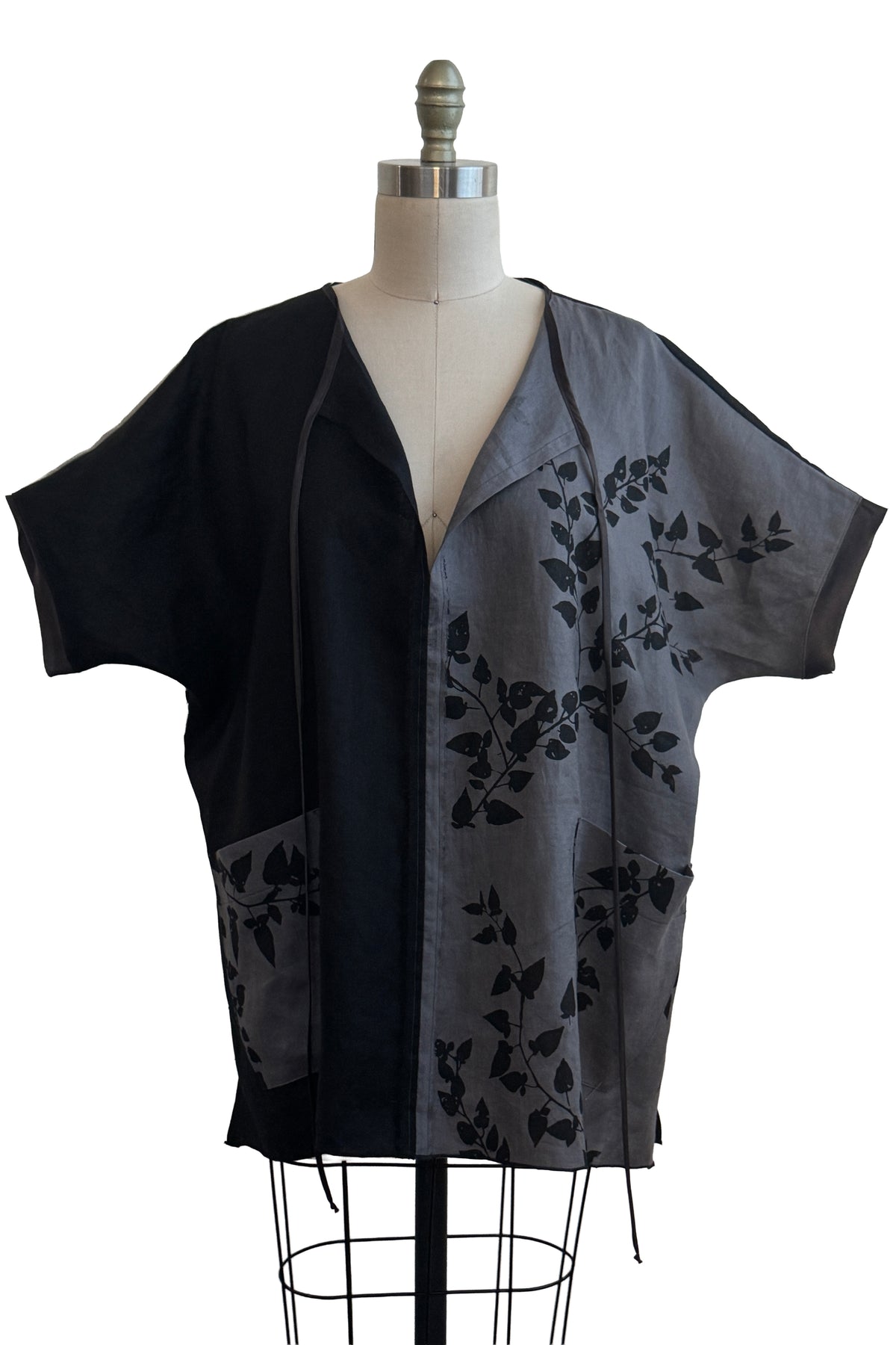 Jo Top | Linen | Vine Print | Black, Grey & Flax | Medium