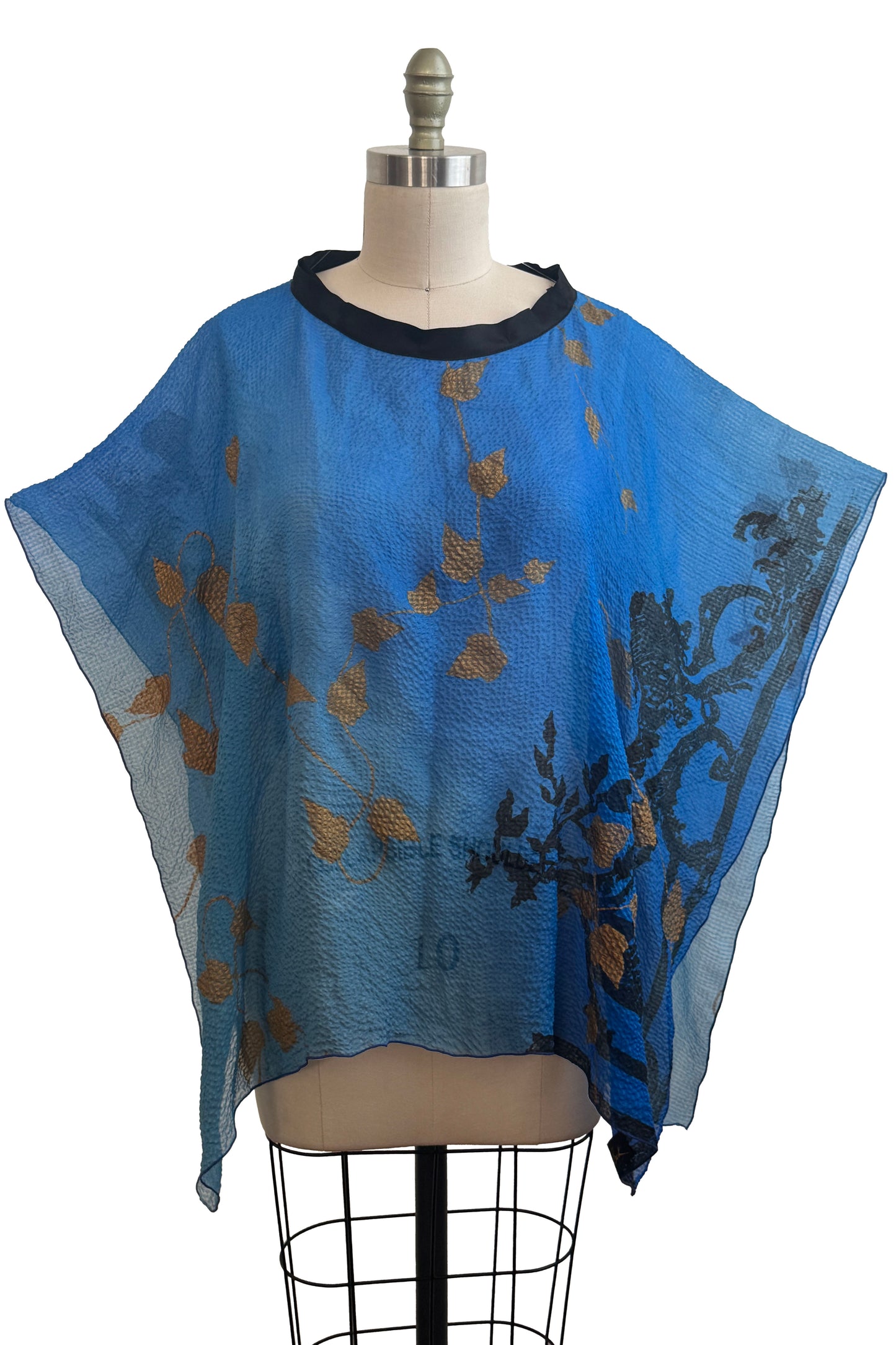 Poncho | Seersucker Silk | Vine & Rail Print | Blue & Gold