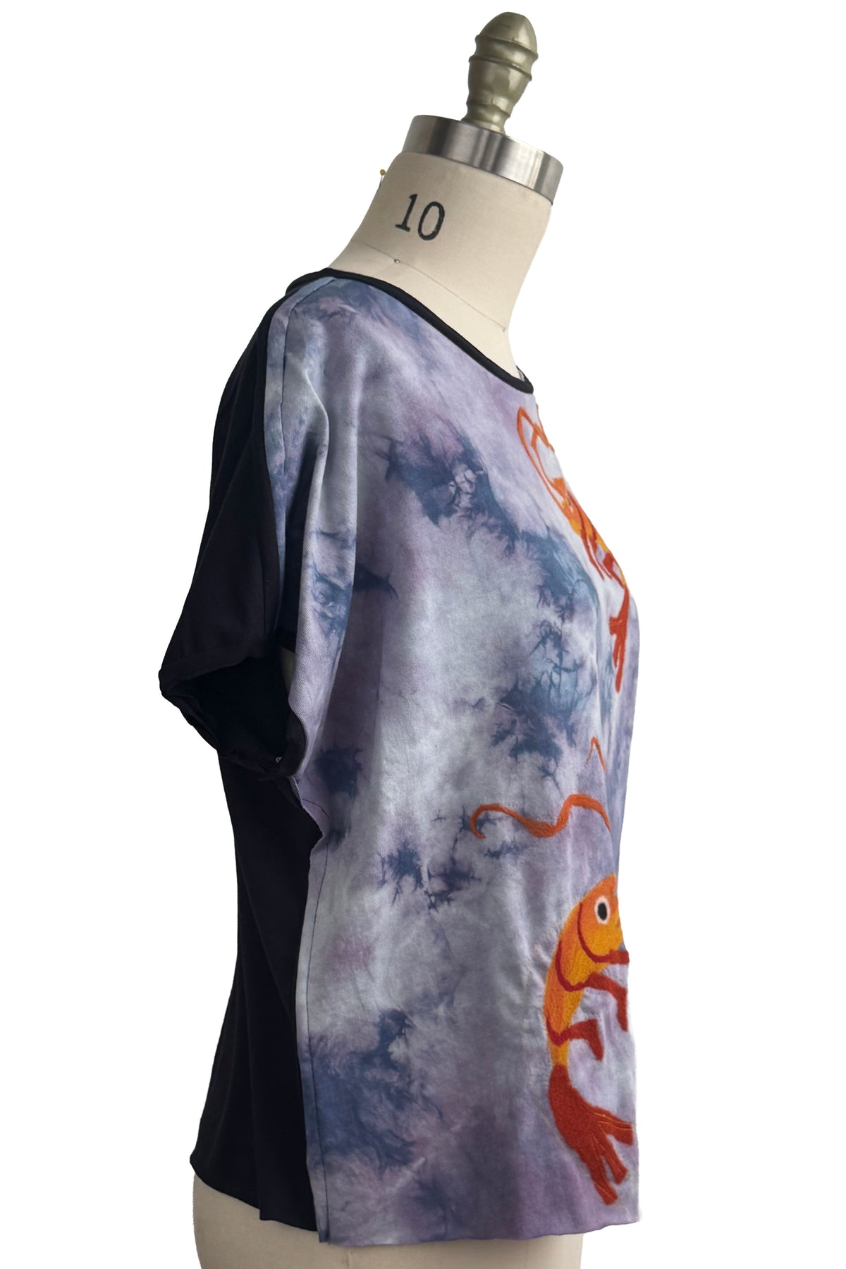 Jen Top | Organic Cotton Jersey | Needle Felted Crawfish | Purple white w/ orange shrimp| Medium-3
