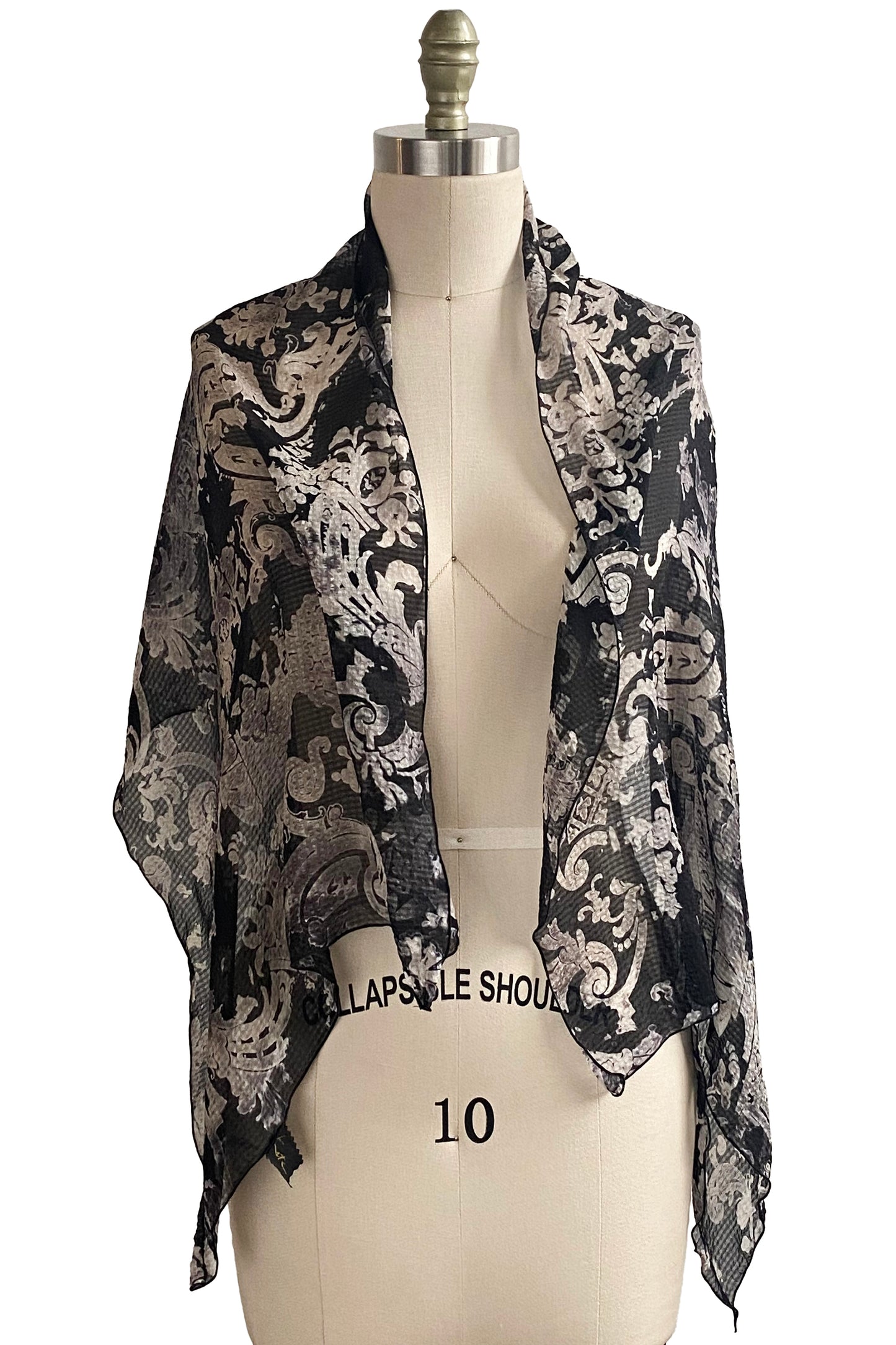 Shawl in Seersucker Silk w/ Wallpaper Print - Black & Natural