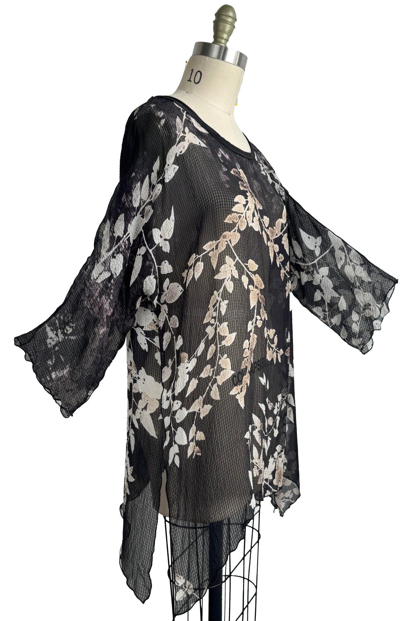 Greg's Tunic | Seersucker Silk | Vine Print | Black & Natural | Medium
