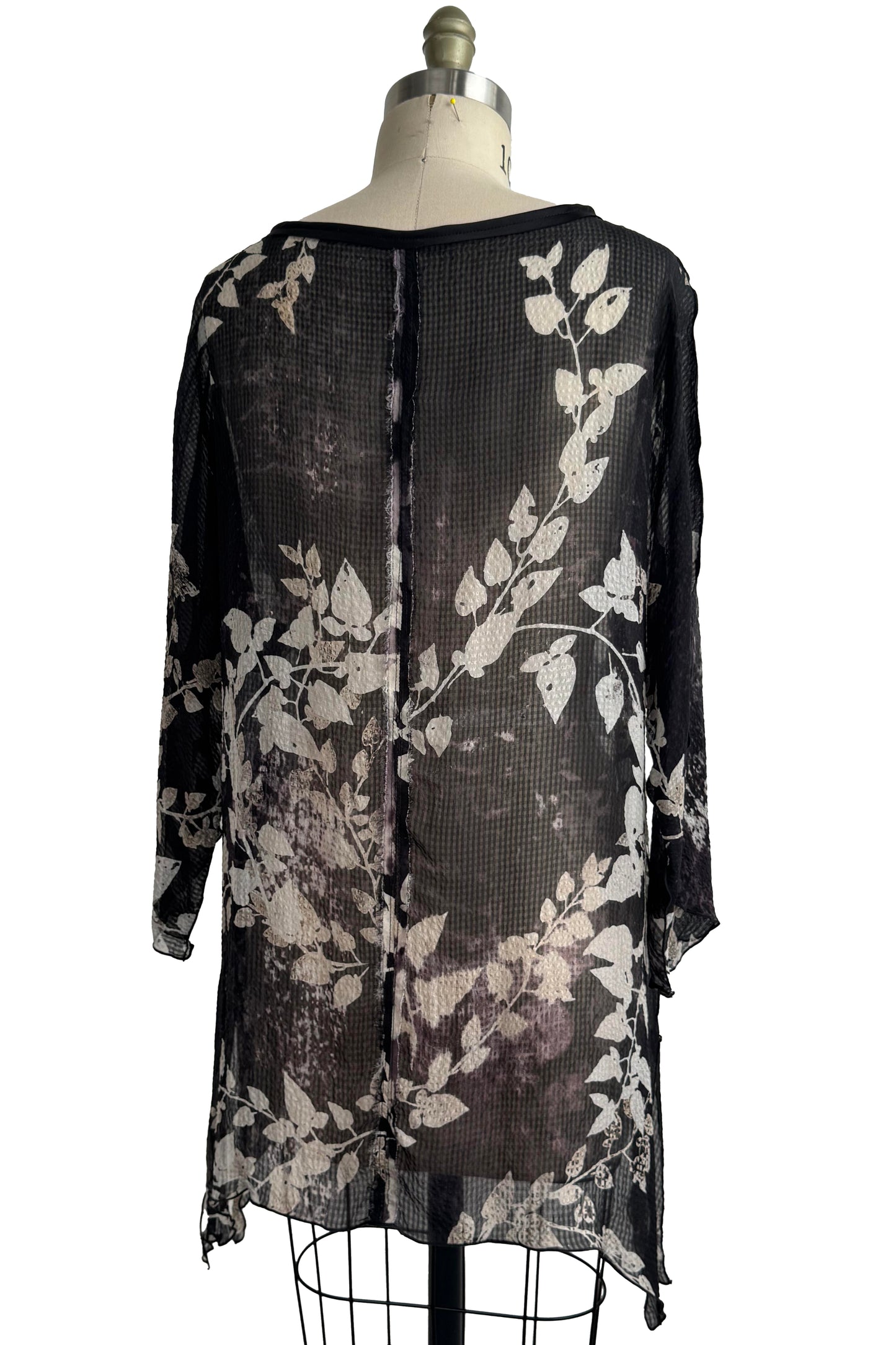Greg's Tunic | Seersucker Silk | Vine Print | Black & Natural | Medium