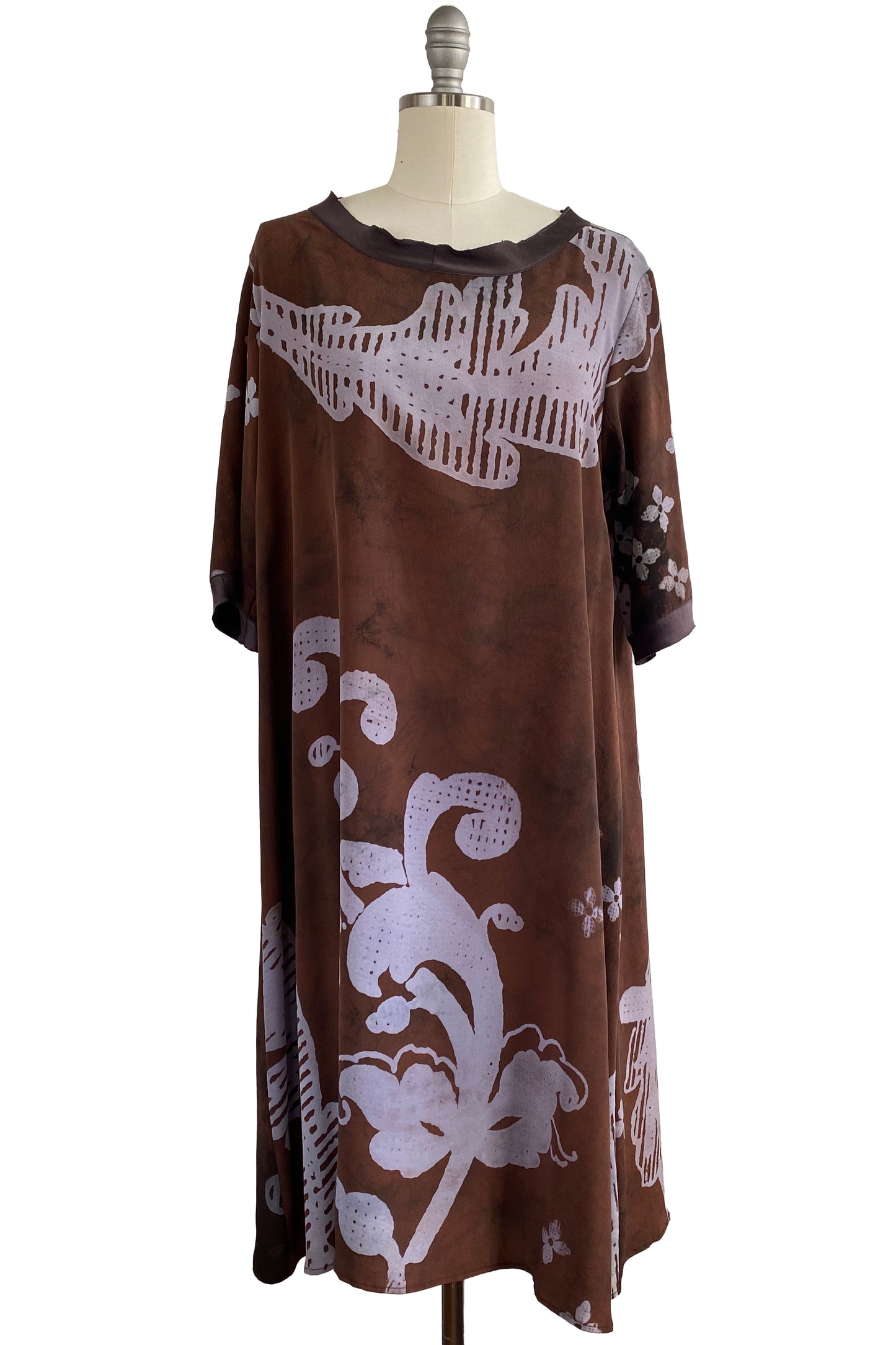 Jazzyfest Dress in Silk w/ Scroll Print - Brown - Large