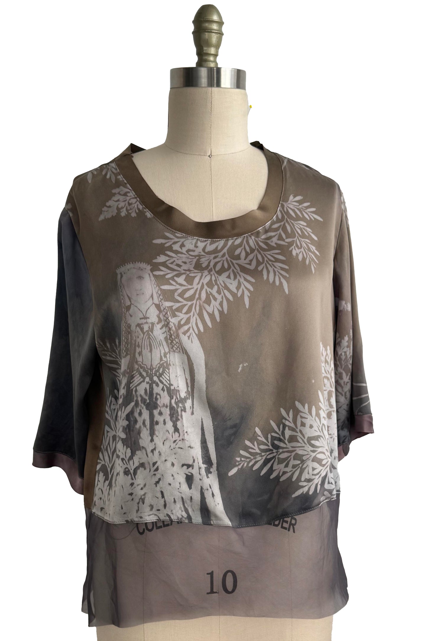 Marais Top | Stretch Silk & Silk Organza | Saints & Fern Print | Taupe & Grey | Medium