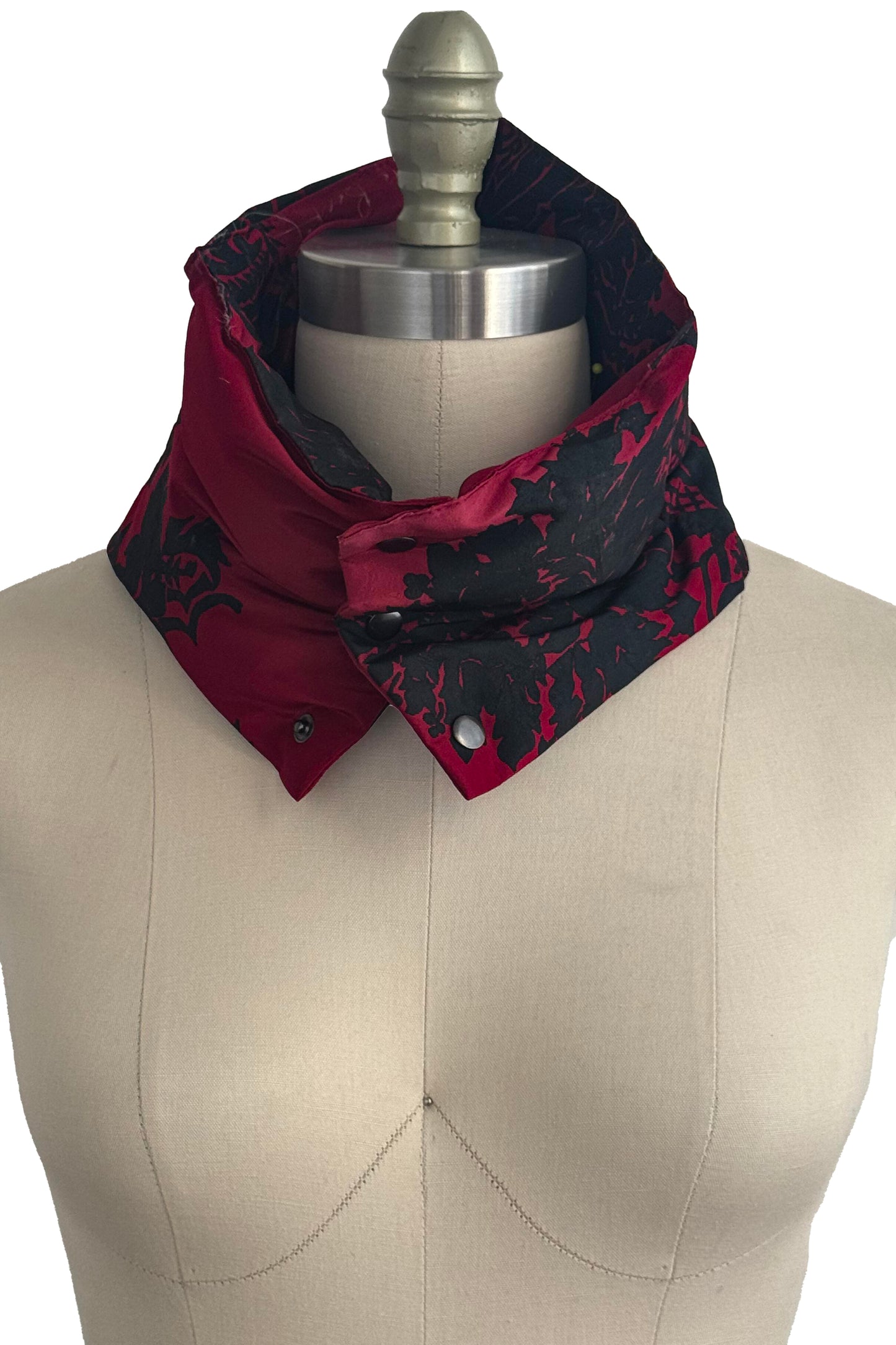 Channeled Silk Neck Scarf w/ Damask Print - Red & Black