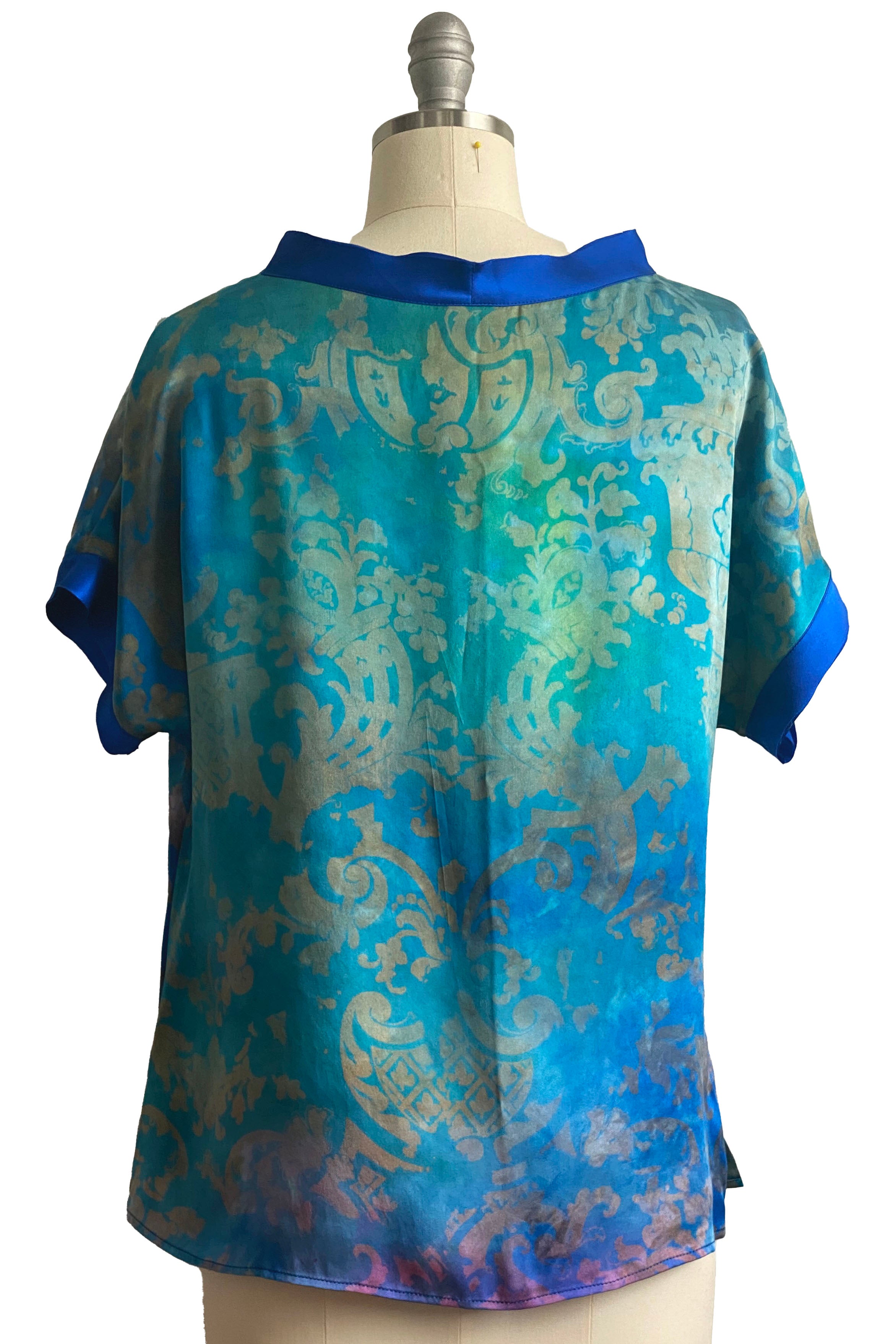 Jen Top w/ Bias Trim Wallpaper Print - Turquoise