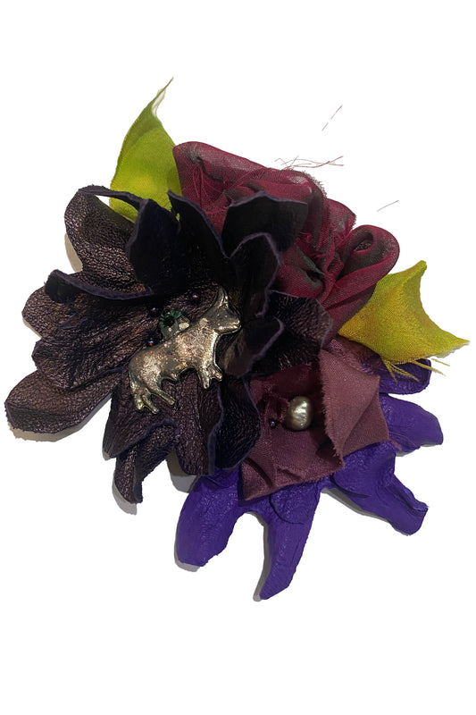 Leather Bouquet Pin Badge w/ Pearl & Bull - Purple