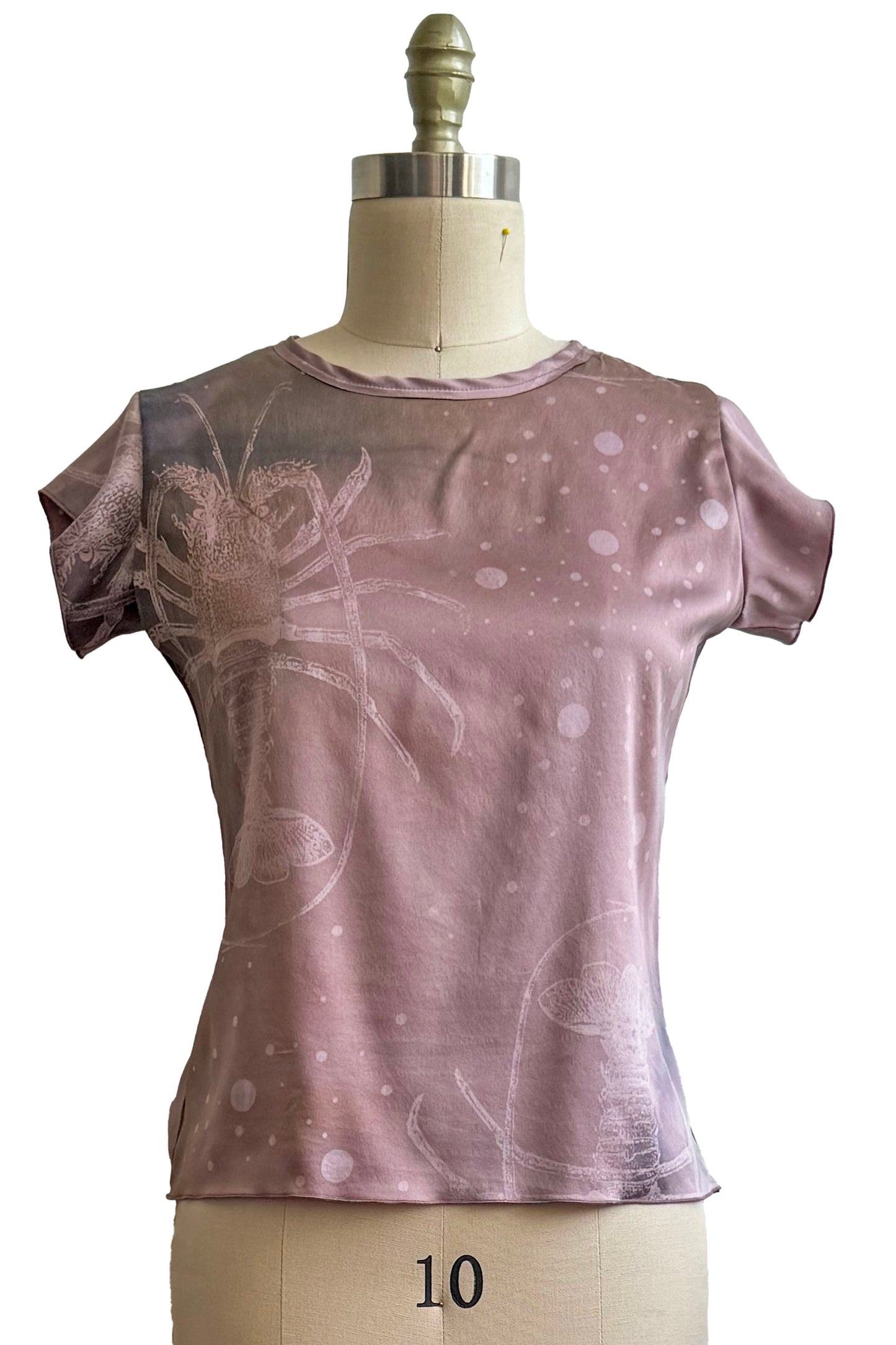 Sonya T-Shirt in Stretch Silk w/ Lobster Print - Mauve