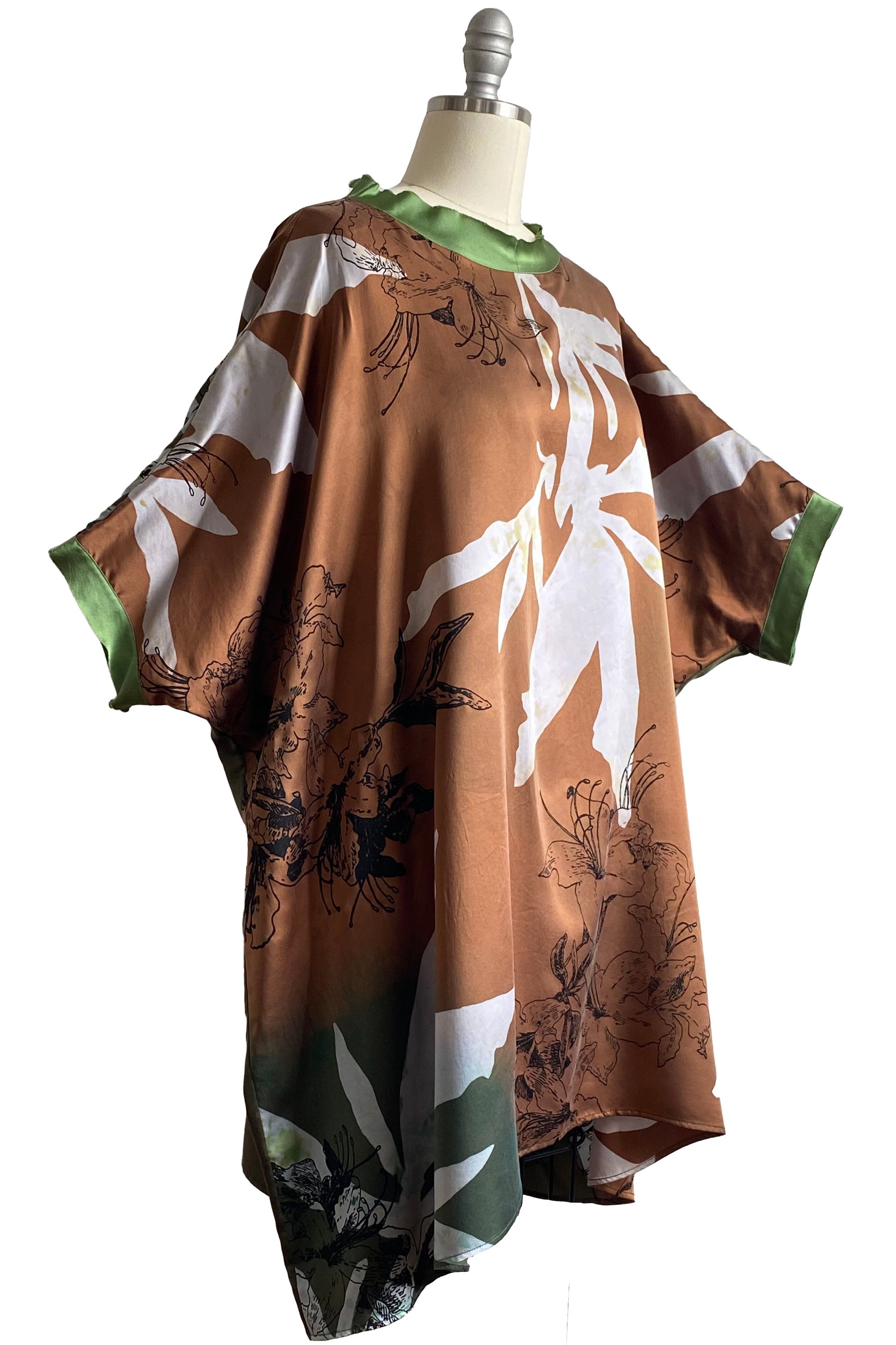 Deb Tunic w/ Tie Dye Chaos Print - Tan/Green