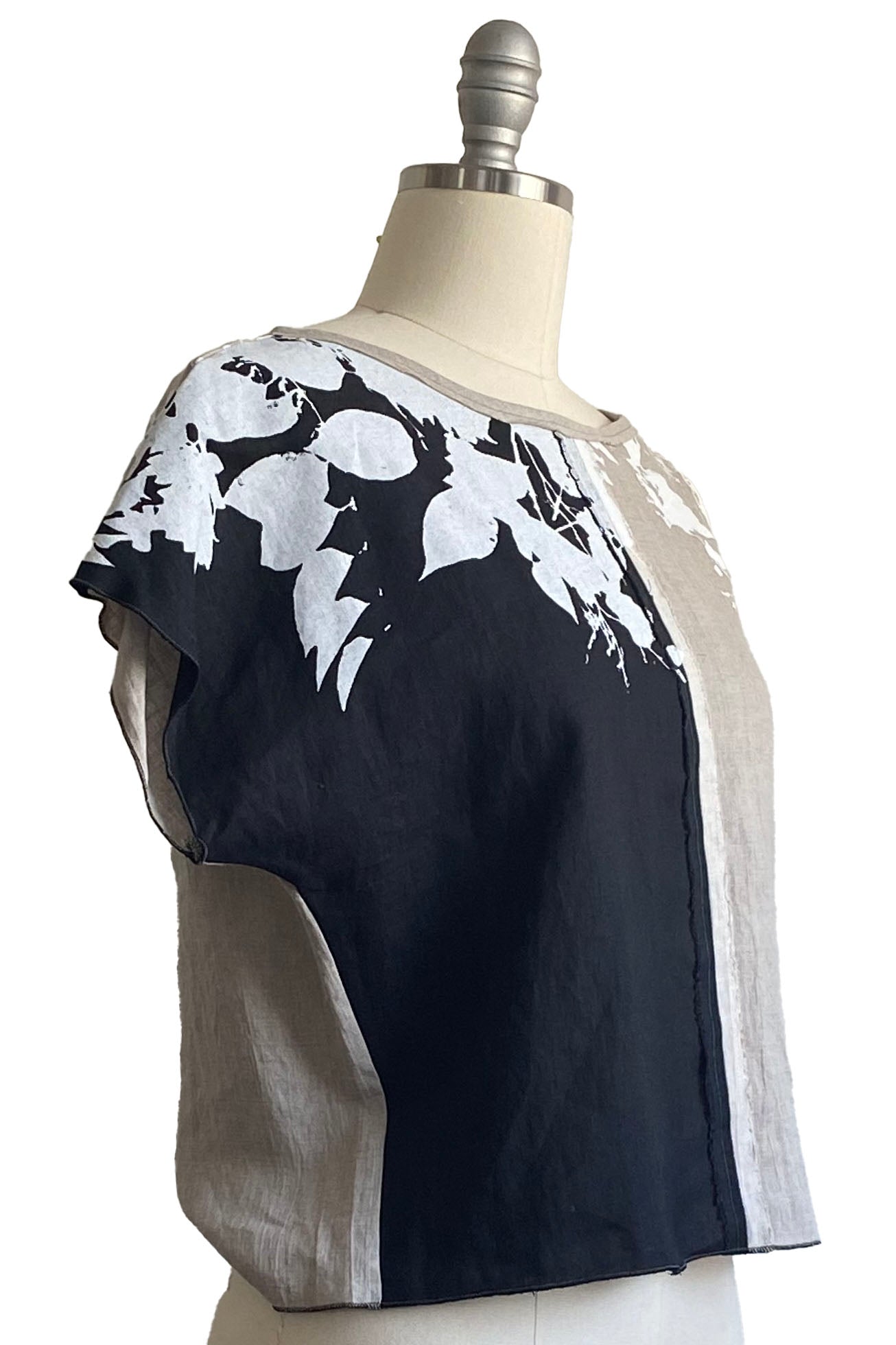 Jen Crop Top w/ Bramble Print - Split Black & Natural - S/M