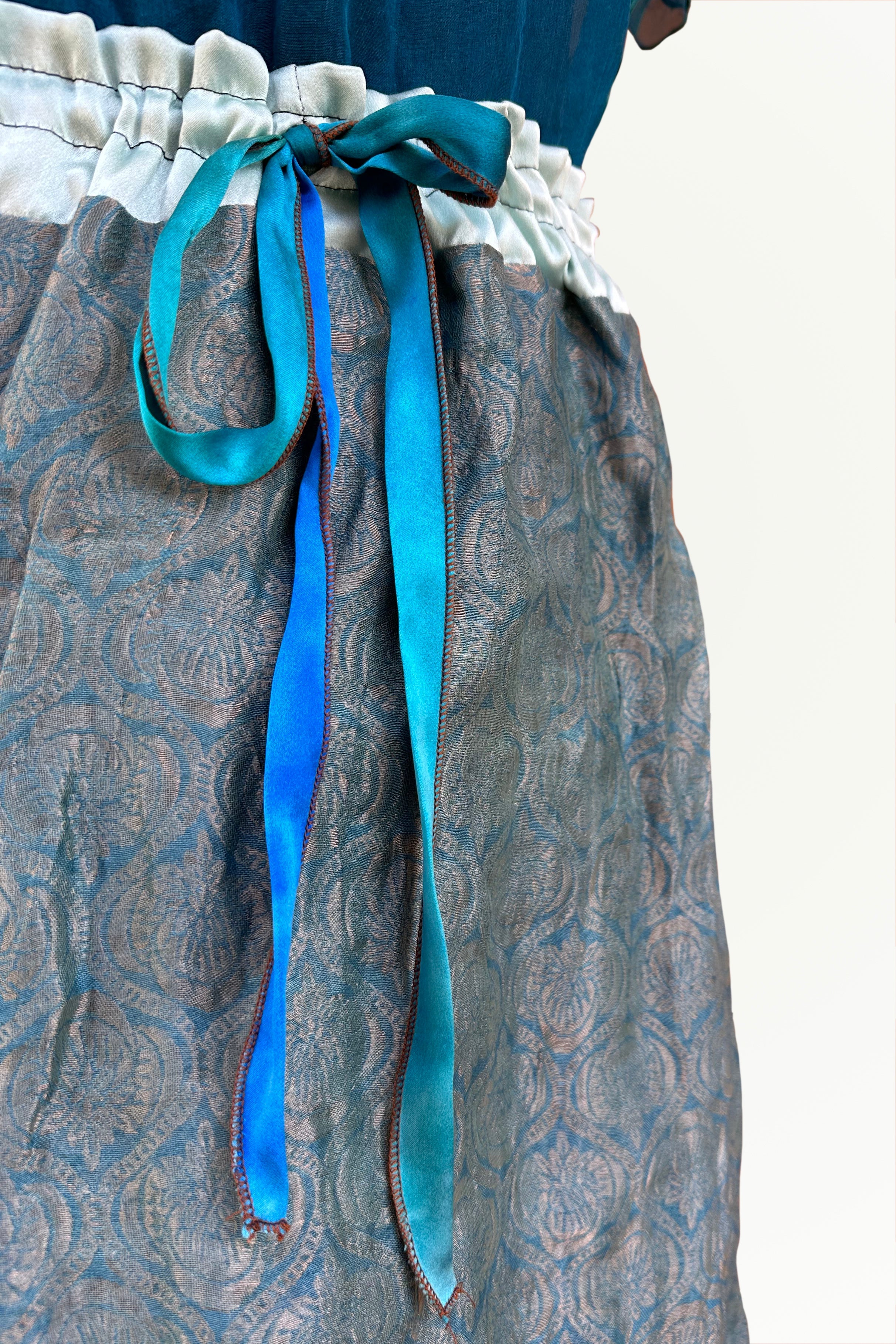 Cannes Skirt in Jacquard Silk - Blue & Rust