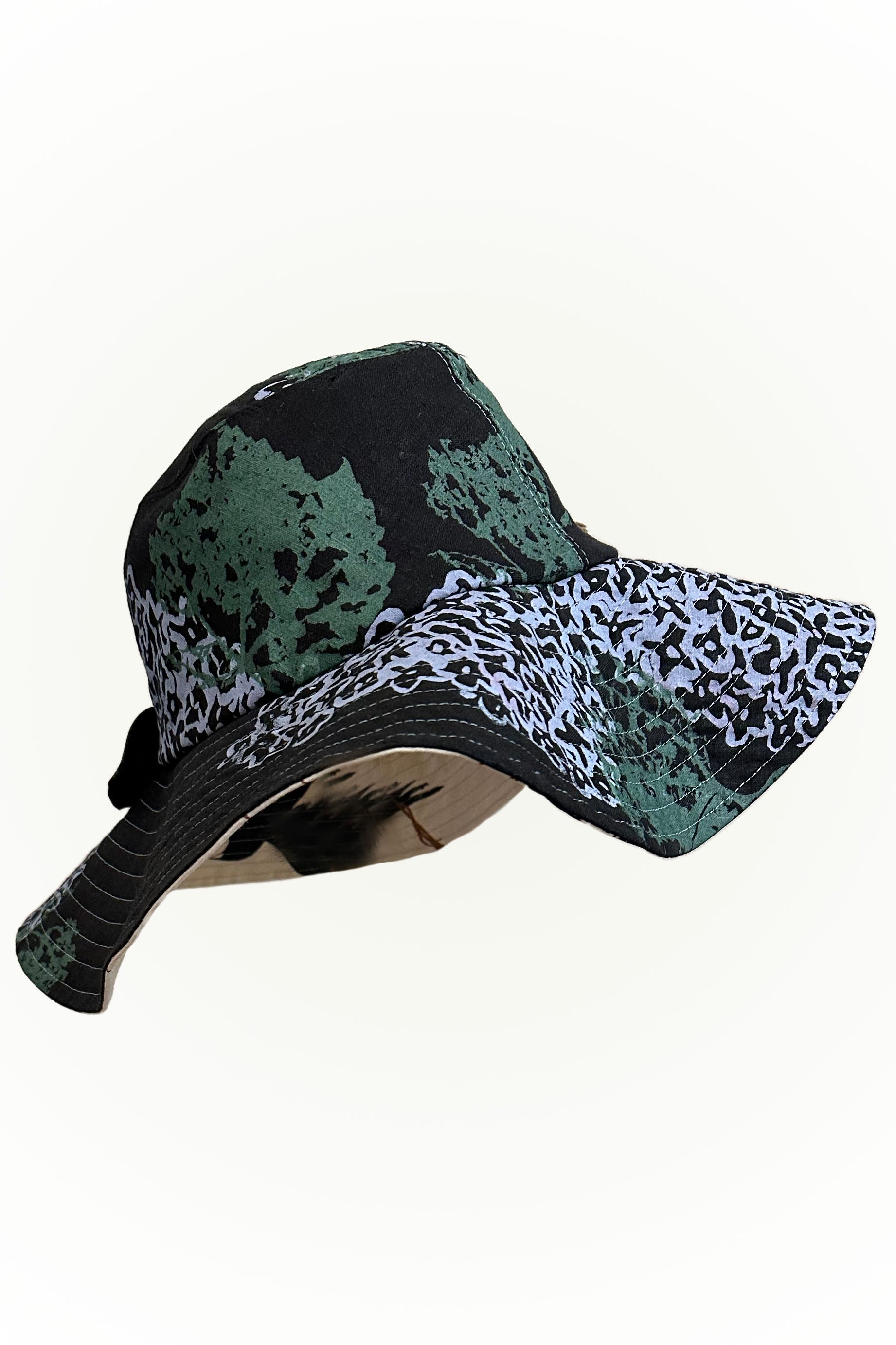Amalfi Hat w/ Flat top - Black Hydrangea